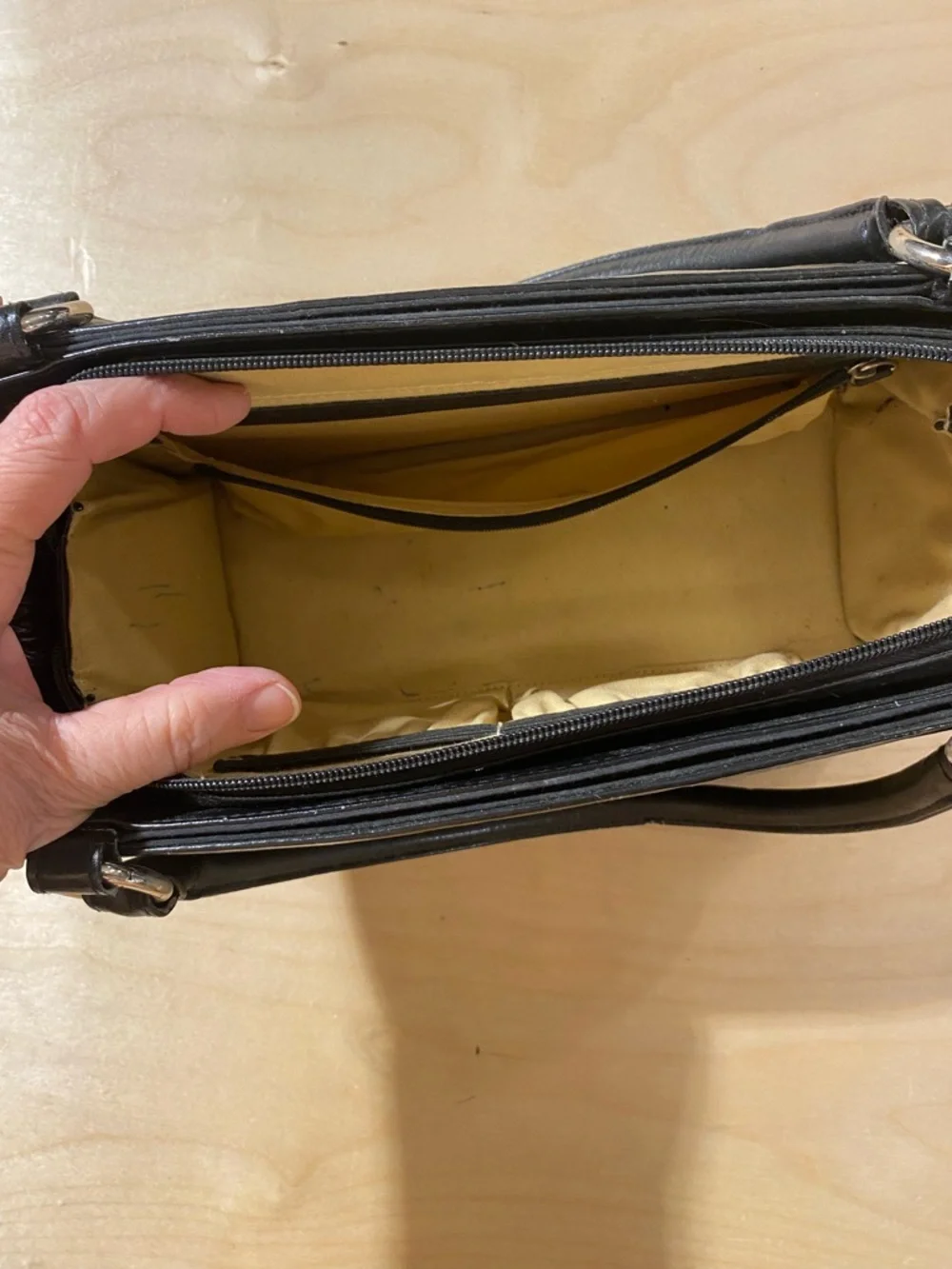 Miche Black Woven Top-Handle Hand Bag (RE)